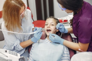 Beecher Dental Practice That Offers Complete Smile Solutions Under One Roof