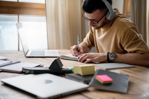 MBA Formation à Distance: L'Excellence Académique Accessible à Tous