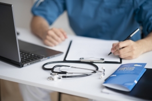 How to choose the right prior authorization vendor for specialty-specific needs and clinical nuances? 