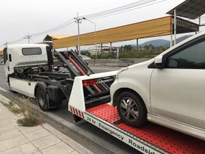 Why Towing Services In Moreno Valley, CA Are Crucial For Roadside Safety?