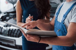 How Log Book Servicing Keeps Your Car Safe and Running Smoothly
