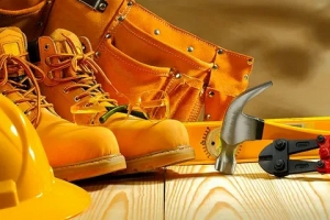 Industrial Protective Footwear Market: Size, Trends, and Growth Forecast 2025-2032
