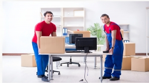 Why More Businesses Are Turning to Commercial Movers in 2025?