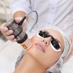 Choosing the Right Laser for Your Skin Tone