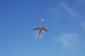 How do I talk to a human at Iceland air? Connect Now