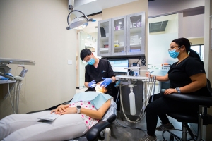 What Are Dental Implants? A Comprehensive Look At Their Function And Advantages