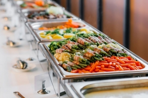 Health Tips for Enjoying Buffets: How to Make Smart Choices While Dining