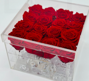 Preserved Roses – The Everlasting Elegance by Madame De Fleur