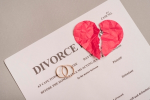 How to Get a Divorce in Ontario Without a Lawyer