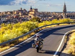 How To Make Motorcycle Tours Fun With Your Partner?