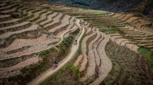 Riding the Wild North: A Motorbike Adventure from Hanoi to Ha Giang with Cuong’s Crew