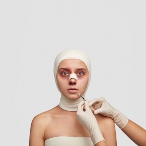 Riyadh: Benefits of Plastic Surgery for Enhanced Well-being