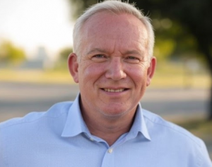 DAVID HOWARD Arest: Why Smart Founders Are Choosing Systems Over Sales Chaos