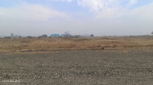 How Industrial Land Agents in Ahmedabad Help You Find the Right Plot