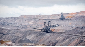 Himalayan Salt: Traditional vs. Modern Mining Techniques in Pakistan