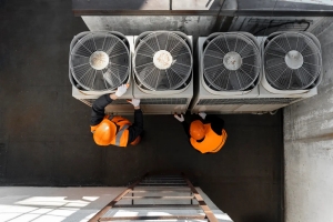 Deep Cleaning vs. Regular Cleaning: What Your Facility Really Needs