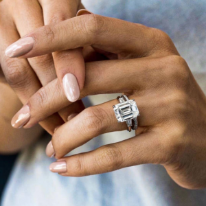 How to Choose the Perfect Engagement Ring Without Stress