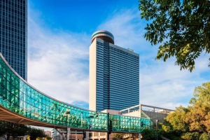 Best Hotels Near Arrowhead Stadium 