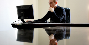 SL vs. Autónomo: Which Is Right for Your Freelance Business in Spain?