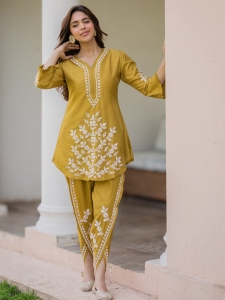 Rakhi Gift for Sister - Why a Chikankari Kurti from House of Kari is the Perfect Choice