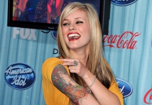 Megan joy beauty fashion blogger