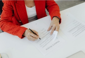 Can Bad Advice Land You in Court? How to Stay Protected as a Consultant