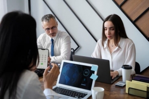 Top Qualities to Look for in Life Science Executive Search Firms