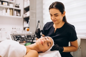 Birmingham Aesthetic Training Courses for Future Professionals