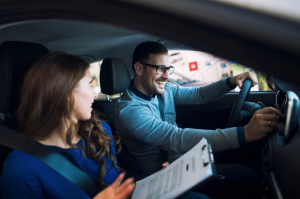 What Makes Automatic Driving Lessons Ideal for New Drivers