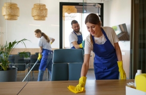 What to Expect When Hiring Home Cleaning Services in Lexington