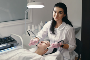 Can Stress Cause Skin Problems? Dermatologists in Calicut Explain