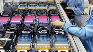 Smartphone Manufacturing Plant Project Report 2025: Machinery and Raw Materials