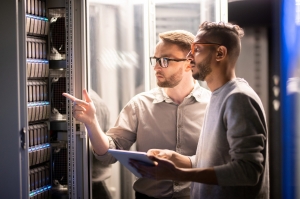 What is a 24/7 NOC?