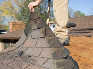 Halftime Adjustments: When It’s Time to Call a Timeout and Replace Your Roof