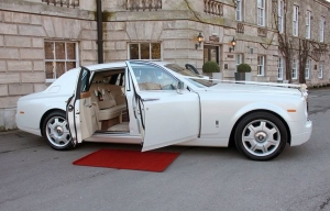 Arrive in Style with Luxury Limo Service from Prestige Executive Transport