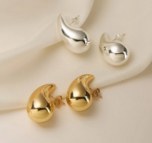 Style Boldly with Our Chunky Vintage Earrings Collection
