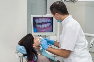 What to Expect During an Oral Cancer Screening in Riverpark