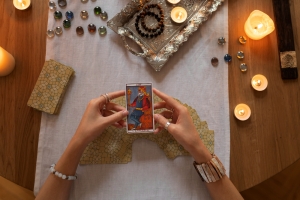 How Online Astrology Consultation in Cincinnati Can Guide Your Life Decisions