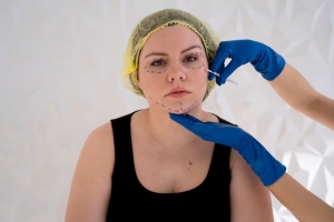 Look Younger Without Surgery: Facelift Options in Birmingham