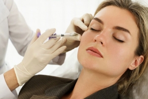 “Prepping for a Dubai Photoshoot? Try Sculptra Fillers injections in dubai
