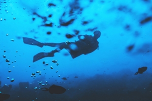 How to Deal With Seasickness While Diving 