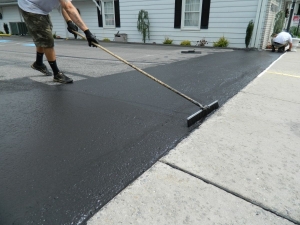 Protect and Preserve Your Pavement: Commercial-Grade Sealcoating Services in Gilroy CA