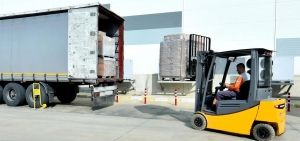 Cross-Docking Strategies for 3PL Providers