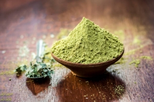 Why Natural Henna Powder Is Best for Hair and Skin Health