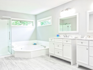Luxury and Safety Combined: New Rochelle’s Guide to Walk-in Bathtubs