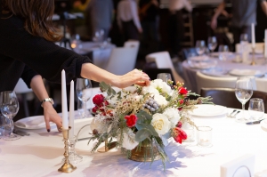 The Ultimate Guide to Choosing Wedding Table Flowers