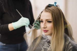 How Long Does Semi-Permanent Hair Color Really Last? Experts Weigh In