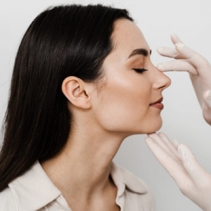 Redefine Your Look with Precision Nose Contouring