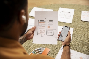 Why Are Dubai Businesses Investing Big in Mobile Apps This Year?