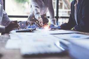 Why More Business Owners in the Toronto GTA Are Turning to Professional Brokers